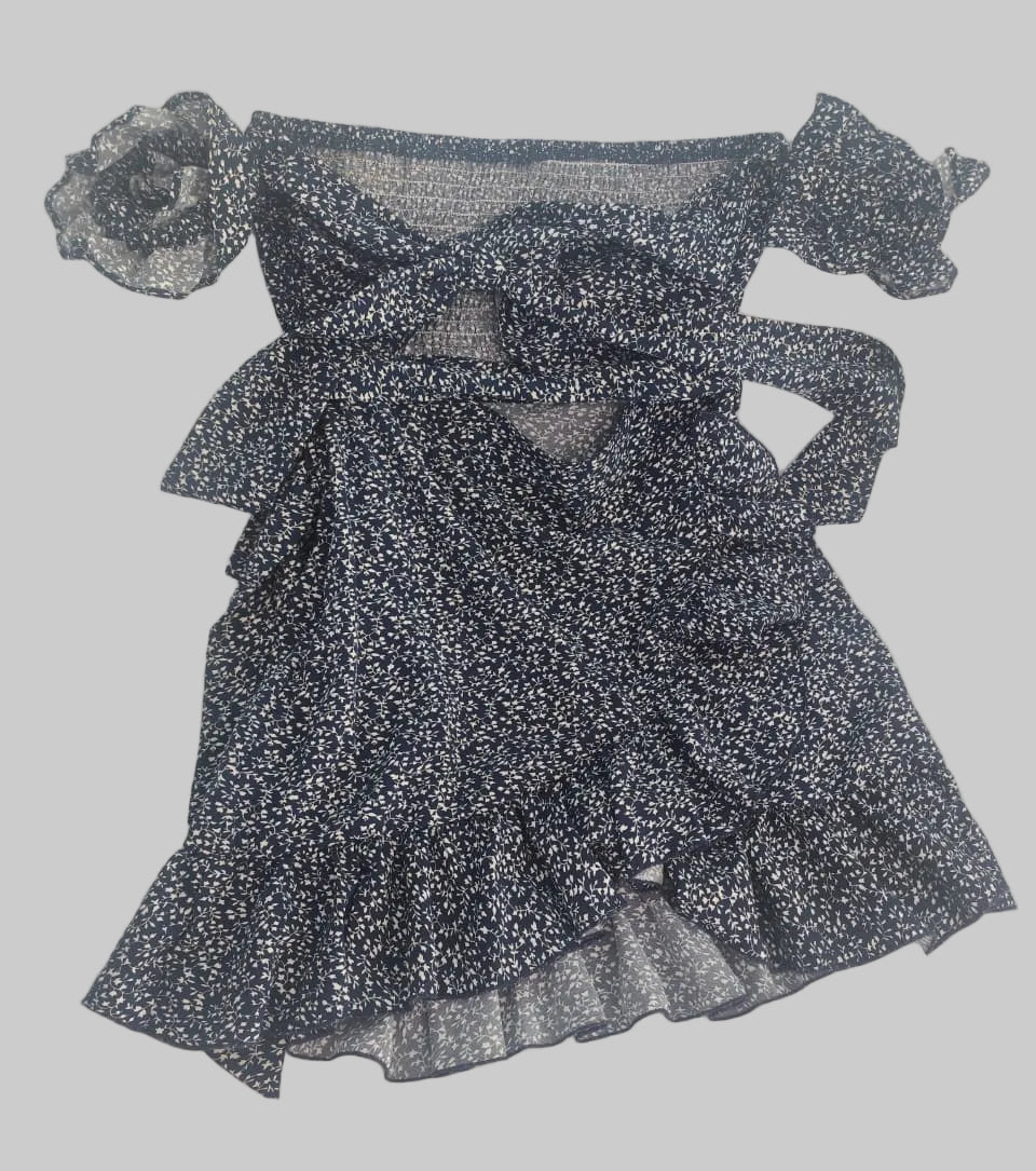 Vestido flores corto