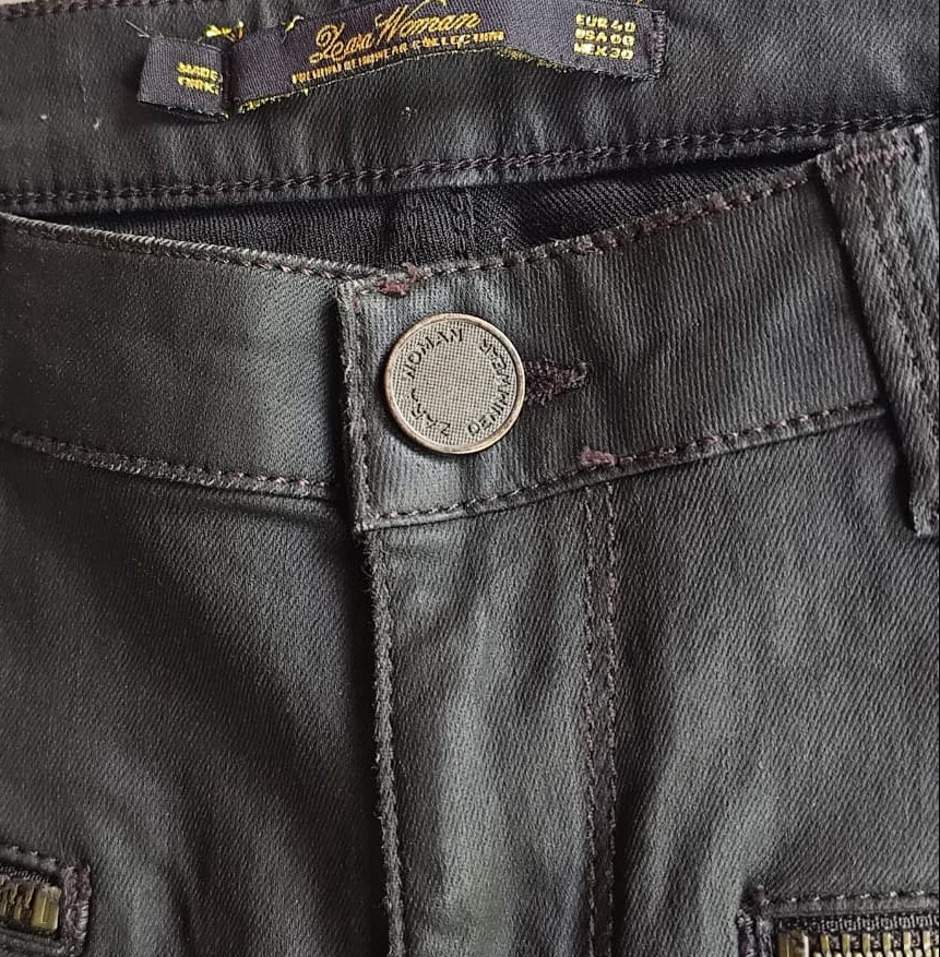 Short Zara M