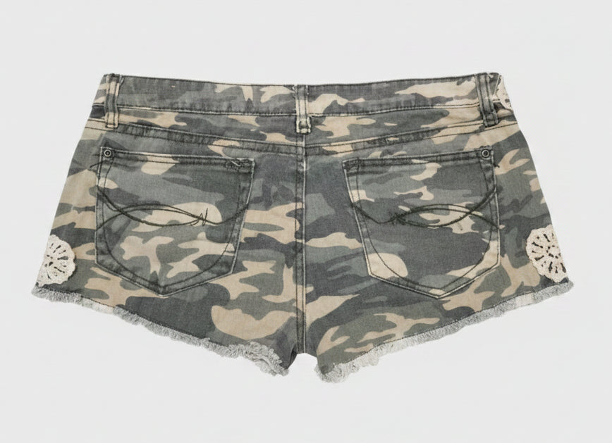 Short Camuflaje Detalles de Encaje Mujer Mudd Talla 11