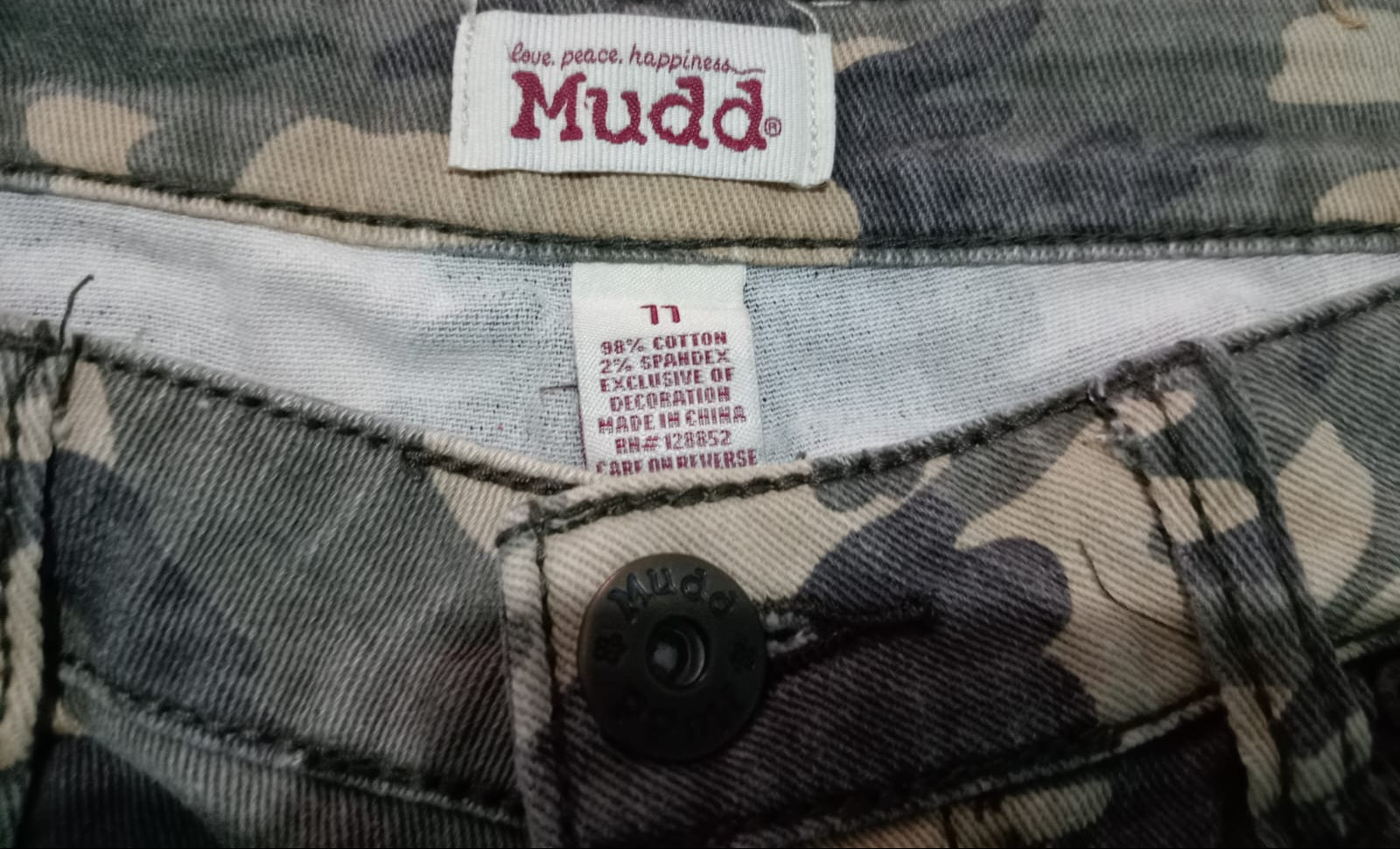 Short Camuflaje Detalles de Encaje Mujer Mudd Talla 11